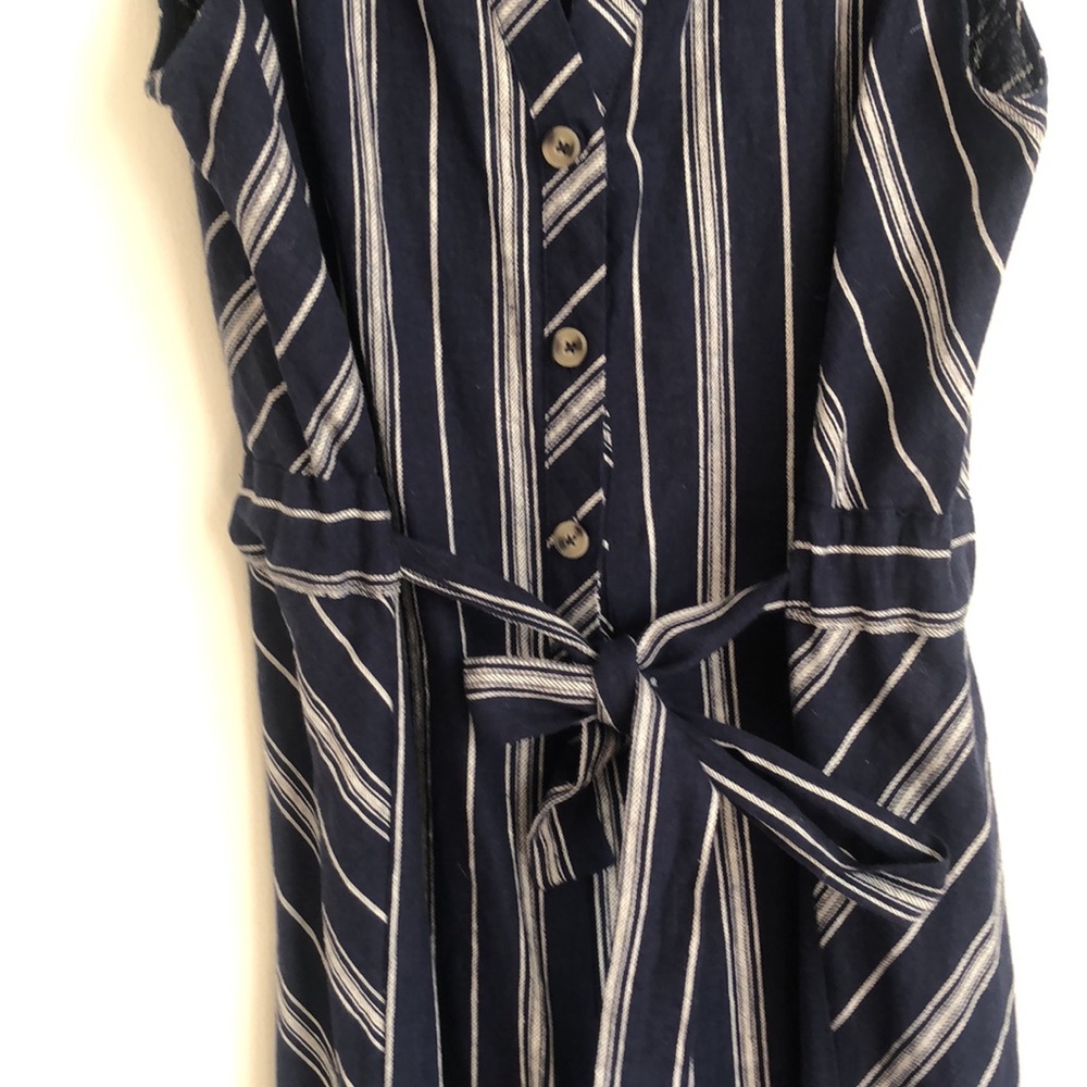 Linen Jumpsuit - Picture 4 of 4
